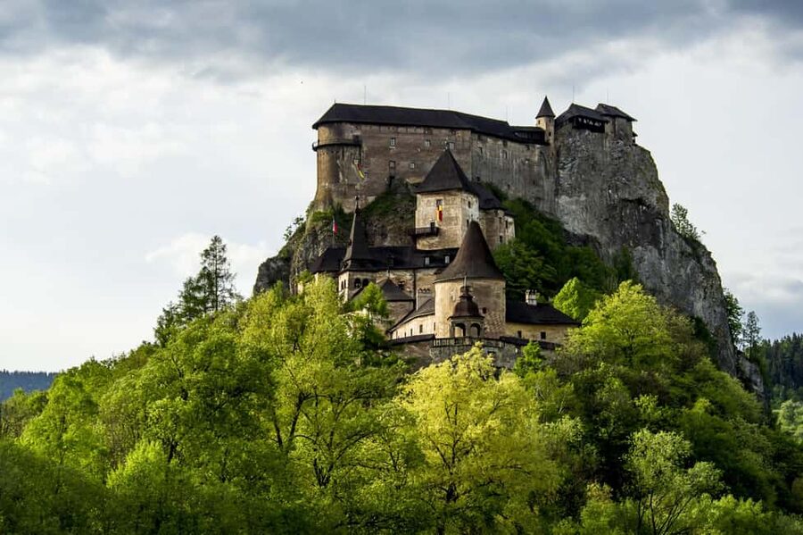 Bratislava: Čičmany, Bojnice, Orava & High Tatras Day Tour - Why this route is worth a very long day