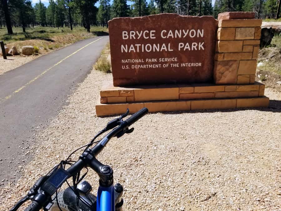 Bryce Canyon National Park: Guided E-Bike Tour - Following the paved route toward Inspiration Point