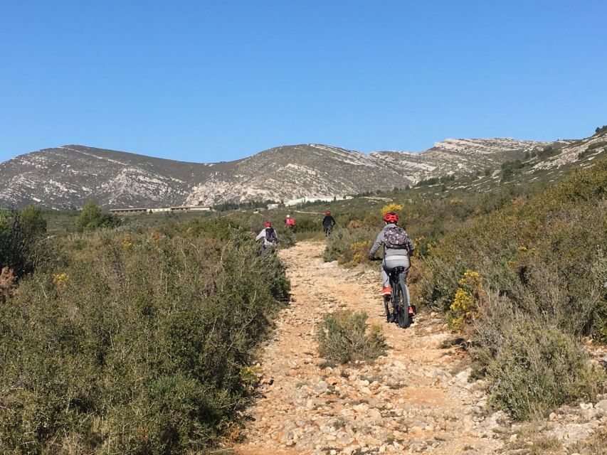 Calanques National Park: E-Mountain Bike with Virtual Guide - Port Miou, the peninsula, and the backup route