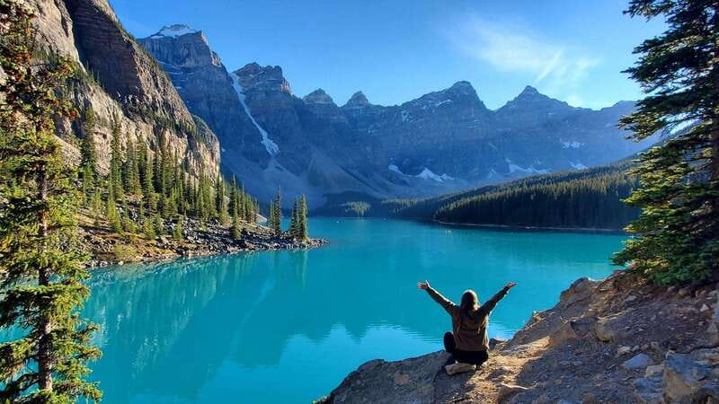 Calgary: 2-Day Banff National Park Highlights Summer Tour - Day one, from Lake Minnewanka to Banff town