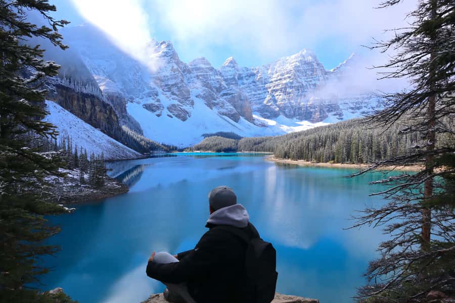 Calgary/Canmore: Banff National Park & Lake Louise Day Trip - Lake Louise delivers the classic view