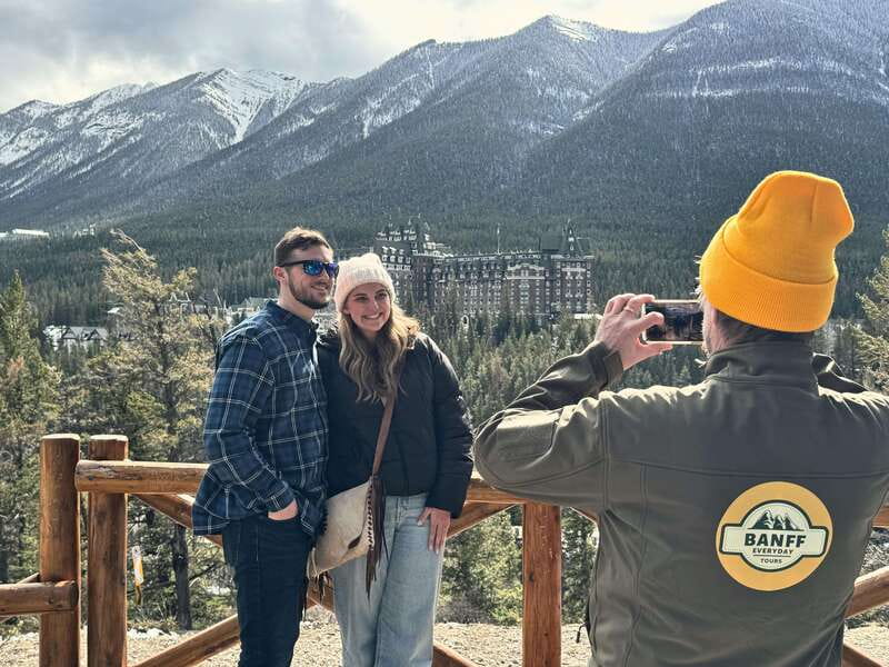 Calgary/Canmore: Lake Louise, Moraine Lake, & Banff Day Tour - Marble Canyon and seasonal changes