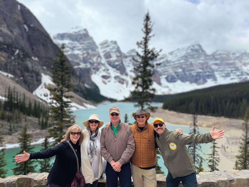 Calgary/Canmore: Lake Louise, Moraine Lake, & Banff Day Tour - Banff, Vermilion Lakes, and the short scenic stops