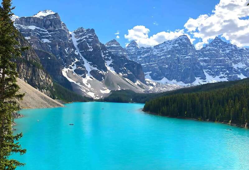 Calgary/Canmore: Lake Louise, Moraine Lake, & Banff Day Tour - Pickups from Calgary, Canmore, and Banff