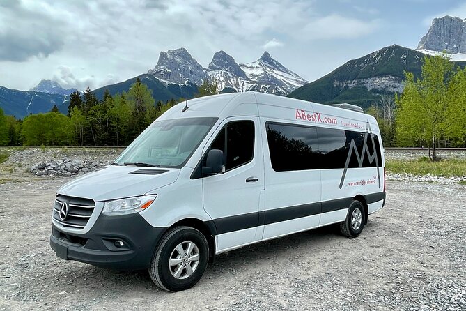 Calgary YYC Airport to Banff |Canmore| Kananaskis–Private Shuttle - Leaving Calgary Airport without the usual fuss
