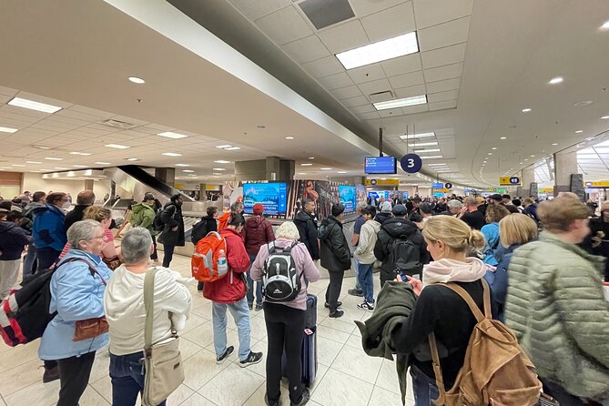 Calgary YYC Airport to Banff |Canmore| Kananaskis–Private Shuttle - Banff, Canmore, and Kananaskis are not the same stop