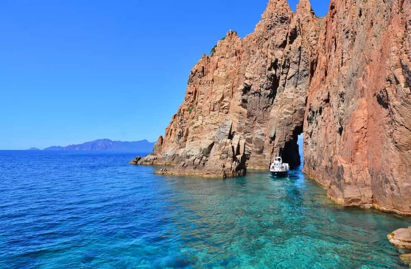 Cargèse: Calanques of Piana on a family boat - Key points to know before you book