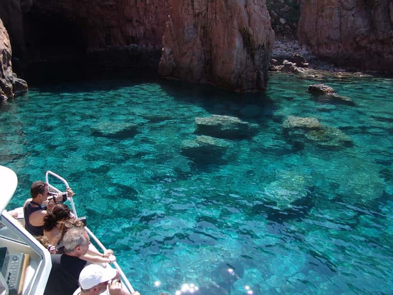 Cargèse: Calanques of Piana on a family boat - Why this short Cargèse cruise works so well