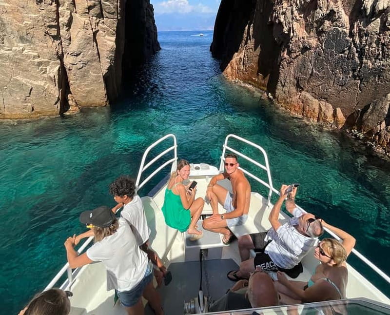 Cargèse: Calanques of Piana on a family boat - Arone Beach and the open west coast