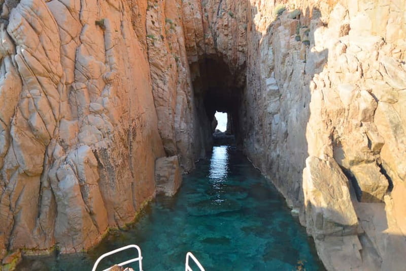 Cargèse: Calanques of Piana on a family boat - A family boat with practical comforts