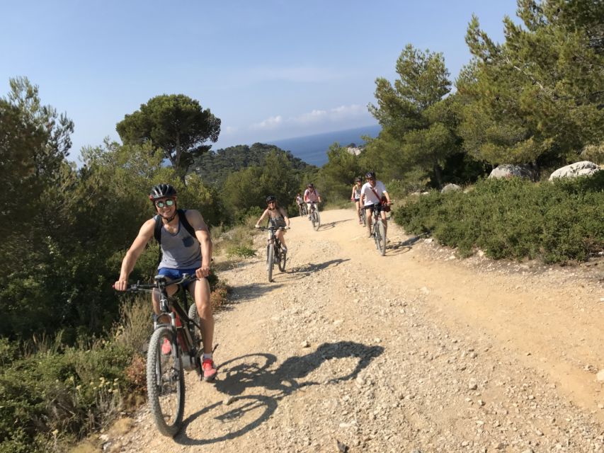 Cassis: Calanques and Viewpoints Tour by Mountain E-Bike - Ridges above Cassis Bay