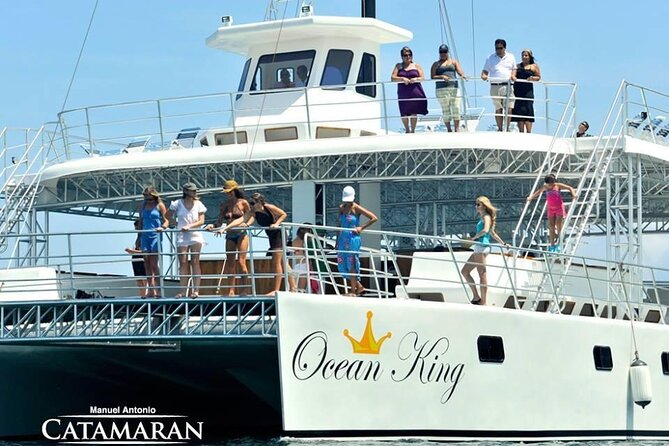 Catamaran Ocean King Manuel Antonio - Starting at Marina Pez Vela in Quepos