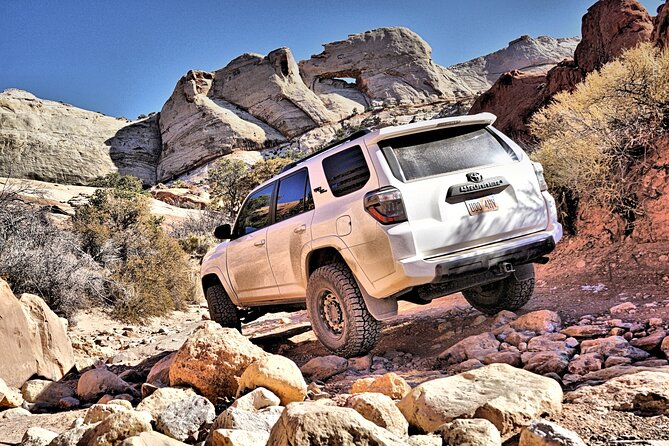 Cathedral Valley, Capitol Reef, Private 4X4 Trip - A guide makes the geology easier to understand
