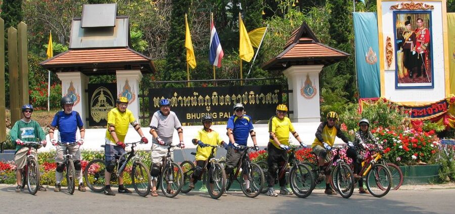 Chiang Mai: Doi Suthep National Park Leisure Hiking & Biking - Montha Than Waterfall starts the walking