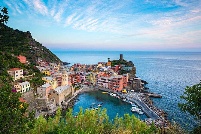 Cinque Terre Hybrid Boat Tour from Monterosso - Why the sea is the right place to see Cinque Terre