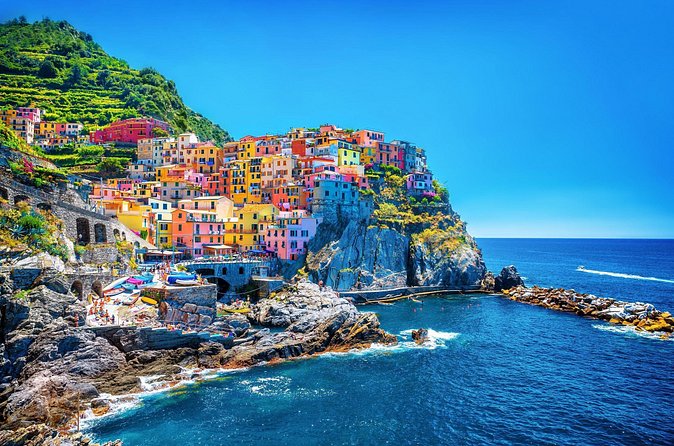 Cinque Terre Small Group or Private Day Tour from Florence - Monterosso: lunch, beach time, and more room