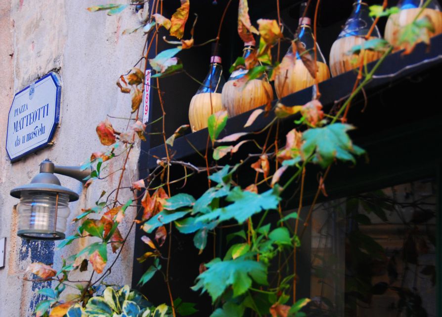 Cinque Terre: Wine Tasting in Monterosso - The food pairing: small bites, useful purpose