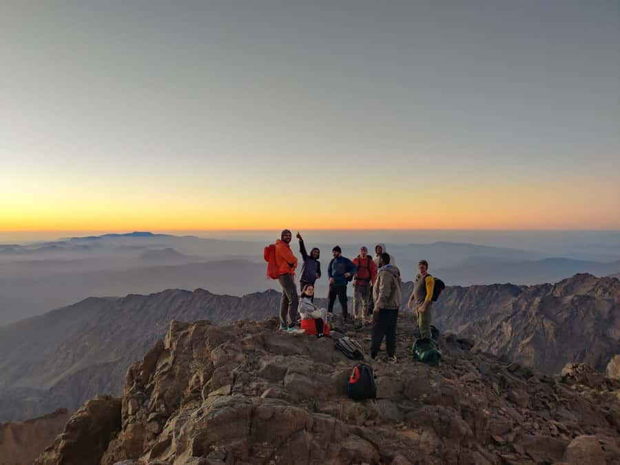 Climb Toubkal: 2-Day Atlas Trek with Local Berber Guide - The 3 AM Wake-Up and 4 AM Summit Push