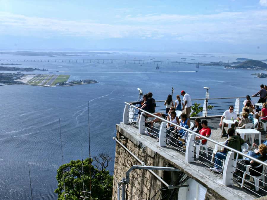 Corcovado, Sugarloaf Mountain, and Selarón Steps 6-Hour Tour - Two cable cars from Urca to Sugarloaf Mountain