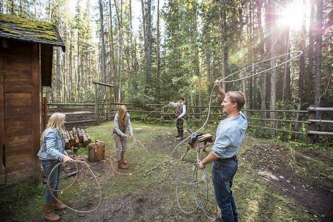 Covered Wagon Ride in Banff with Western Cookout - Lunch or supper, which should you choose?
