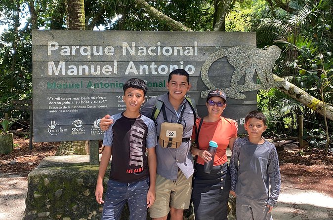 Customized Nature Walk in Manuel Antonio National Park - Javier’s guiding style and the small-group advantage