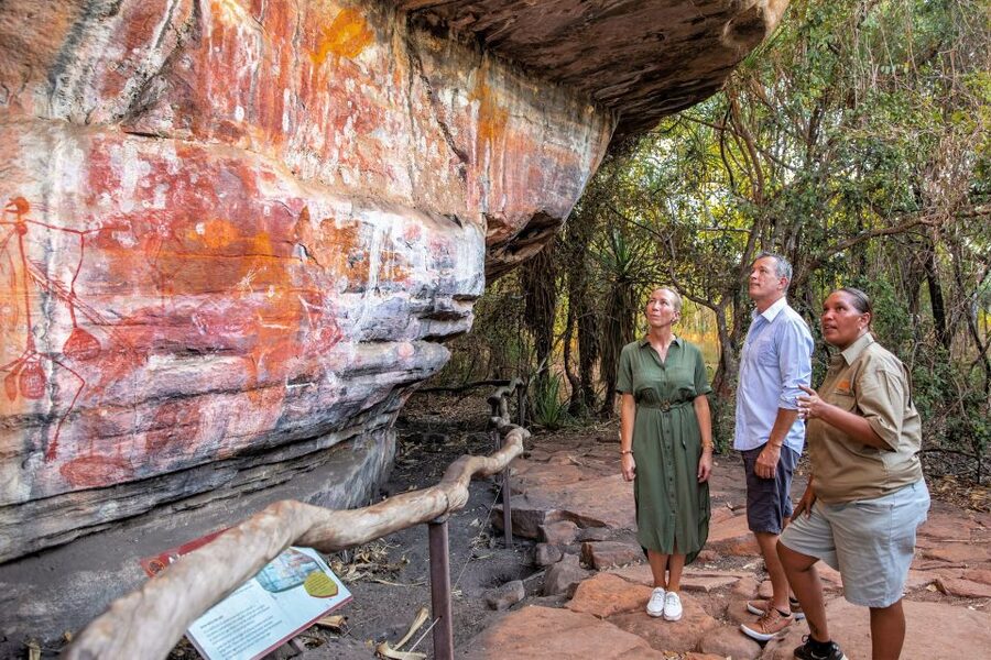 Darwin: Kakadu National Park & Wildlife Full Day Tour - Cahill Crossing and the crocodile question