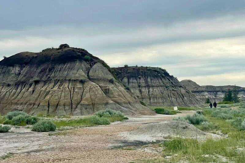 Day of Dinosaurs and Hoodoos From Calgary to the Badlands - The Little Church and the world’s largest dinosaur