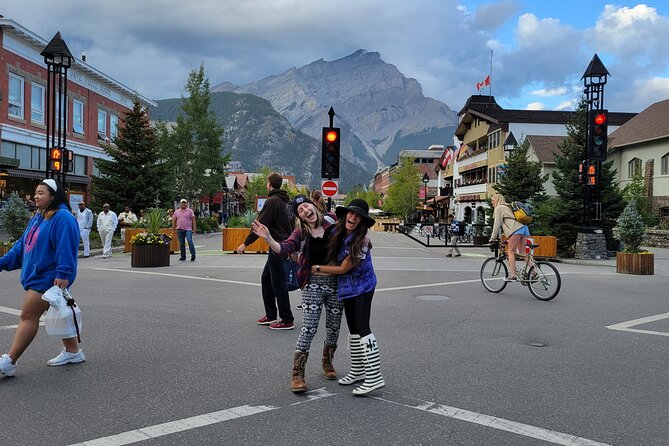 Discover Banff National Park - Premium Day Trip - Vermilion Lakes closes the scenic loop