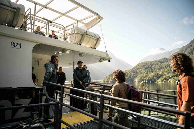 Doubtful Sound Wilderness Day Cruise from Manapouri - Cruising the 40-kilometre fjord