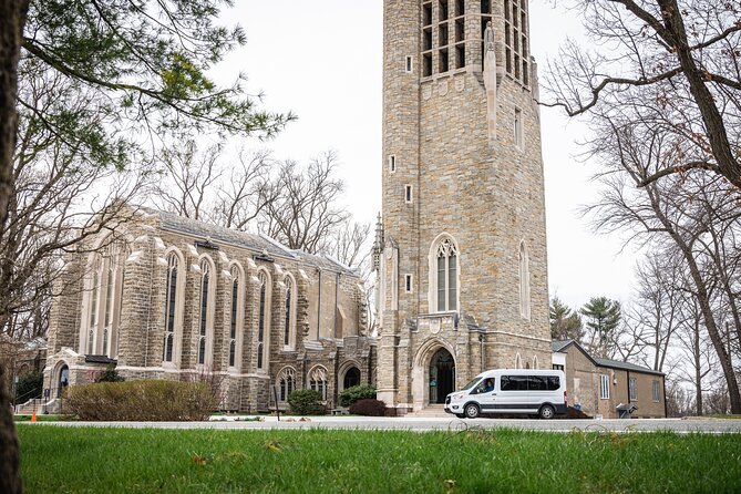 Driving Tour of Valley Forge National Park from Philadelphia - The National Memorial Arch