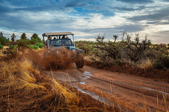 East Zion: Zion Cliffs Sunset Jeep Tour - Why the two-hour length is useful
