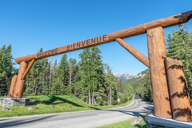 eBike and Hike Banff to Johnston Canyon small group guided program - Starting in downtown Banff and learning the e-bike