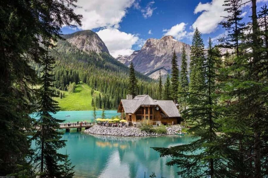 Emerald Lake, Lake Louise, Johnston Lake & Banff Gondola - Lake Louise and the seasonal Moraine Lake stop