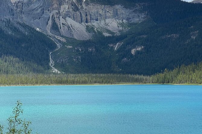 Emerald Lake Lake Louise Moraine Lake Half Day Tour - Timing, pickup, and practical preparation