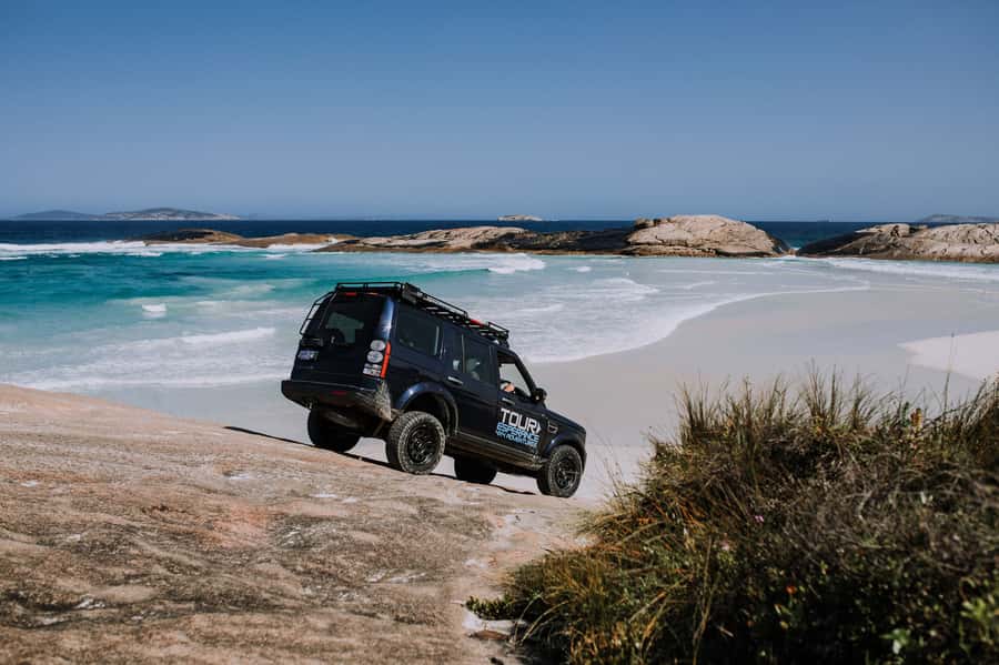 Esperance: Cape Le Grand National Park 4x4 Beach Adventure - The return route gives the other side a view