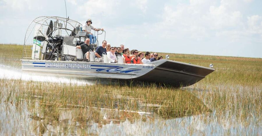 Everglades: Sawgrass Park Day Time Airboat Tour & Exhibits - The airboat ride through Sawgrass Park