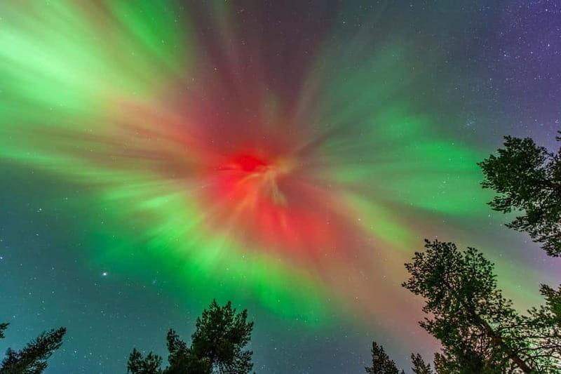 Experience the majestic Auroras Kiruna-Abisko & lodge dinner - Boarding the minivan from Kiruna