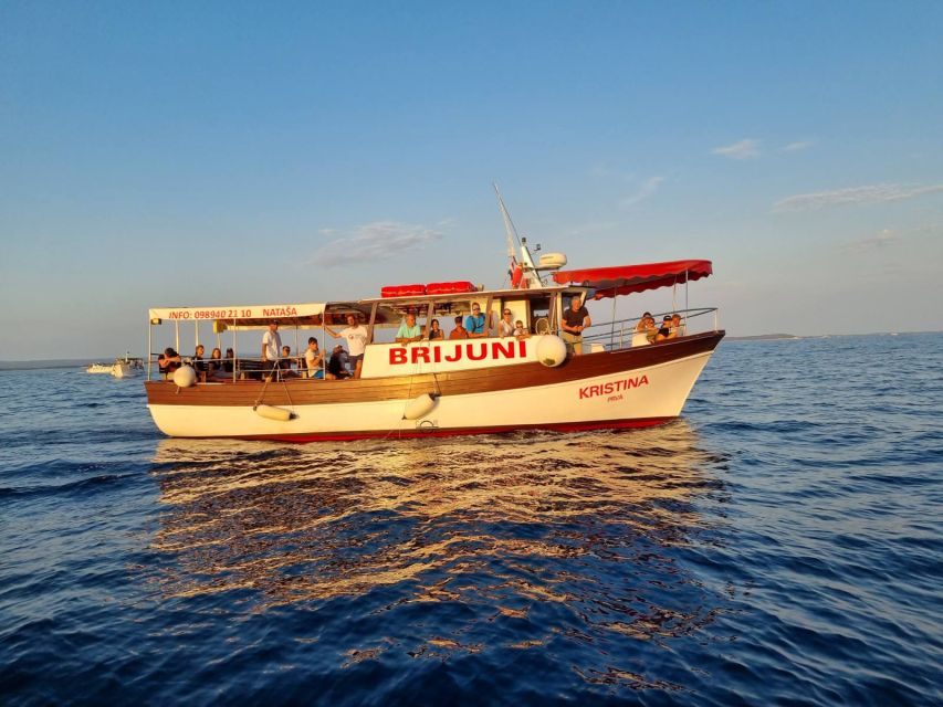 Fazana: Brijuni National Park Scenic Boat Tour & Swimming - Mali Brijun and Fort Minor