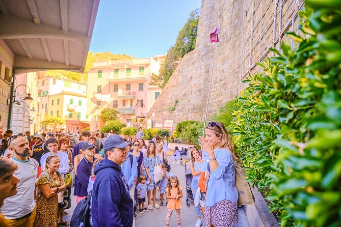 Florence: Cinque Terre Park Day Trip with Optional Street Food - Vernazza, the prettiest harbor stop