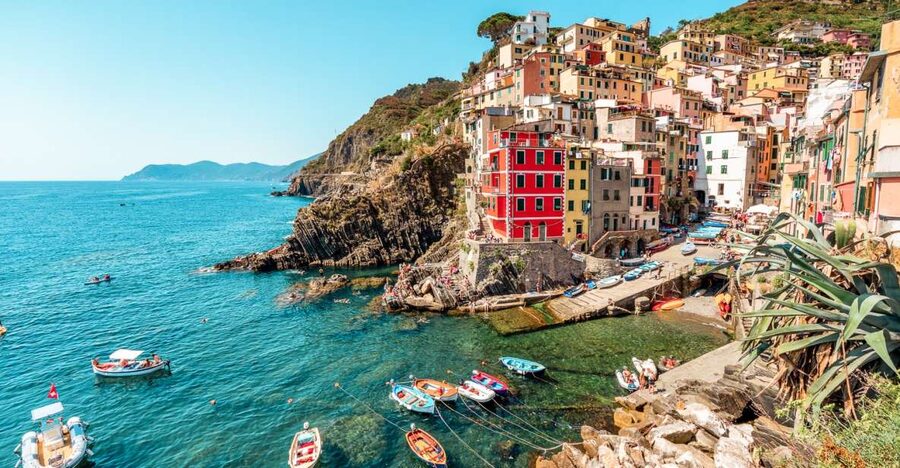 Florence: Day Trip to Cinque Terre with Optional Street Food - Why this Florence day trip works
