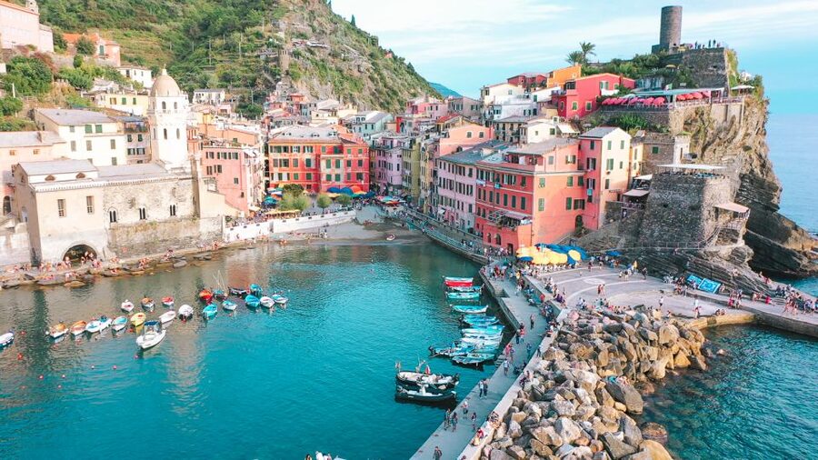 Florence: Day Trip to Cinque Terre with Optional Street Food - Riomaggiore and Manarola: steep streets and postcard views