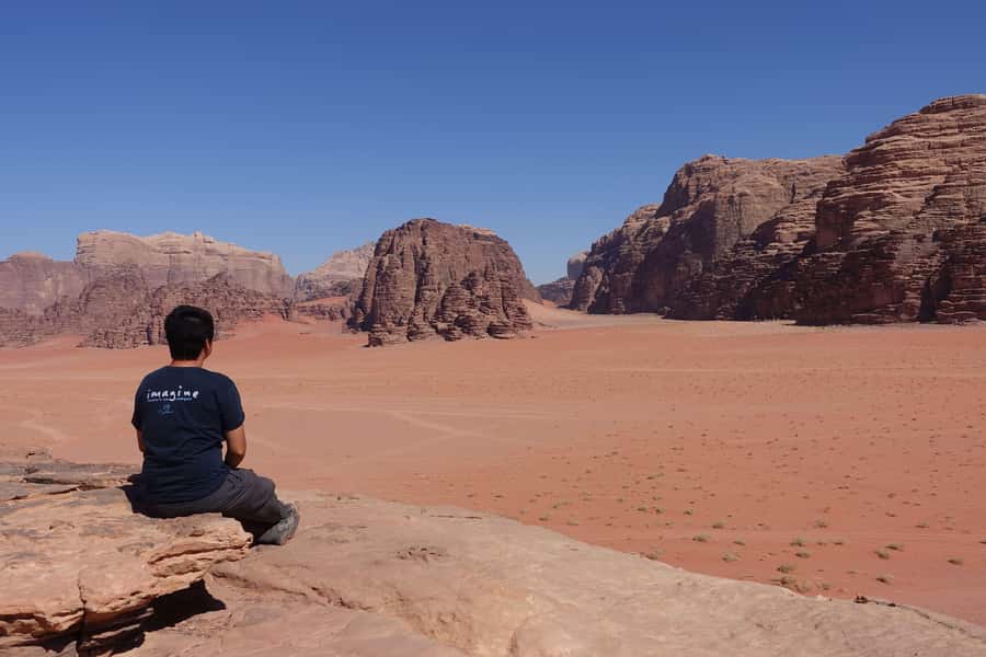 From Amman: Petra & Wadi Rum Private or group Day Tour - The people make the long day easier