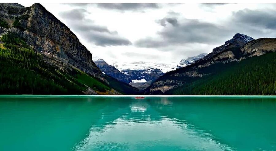 From Banff/Canmore: Moraine Lake, Lake Louise 1.5 hrs Each - First stop: Lake Louise and its broad mountain view