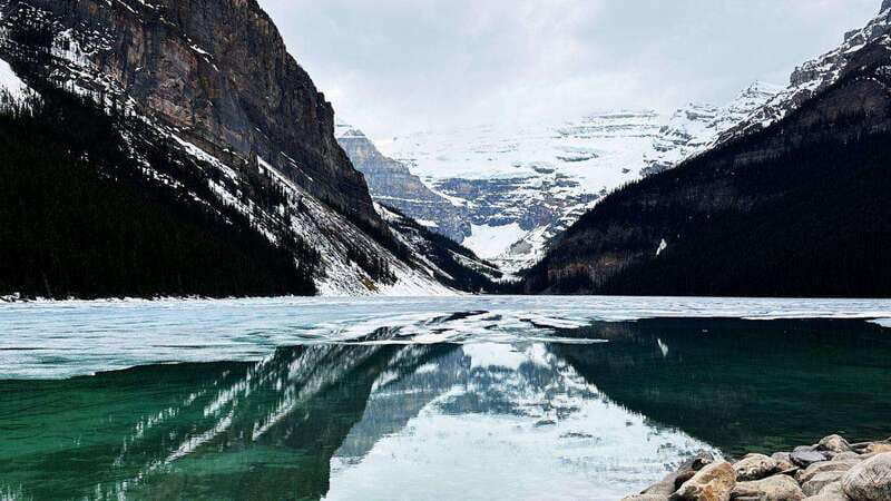From Banff: Lake Louise and Moraine Lake Sightseeing Tour - Transport, timing, and what the four hours really mean