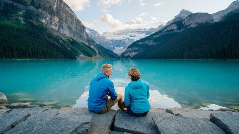 From Banff: Louise & Moraine Lake Guided Hiking Day Trip - What the guide adds to the day