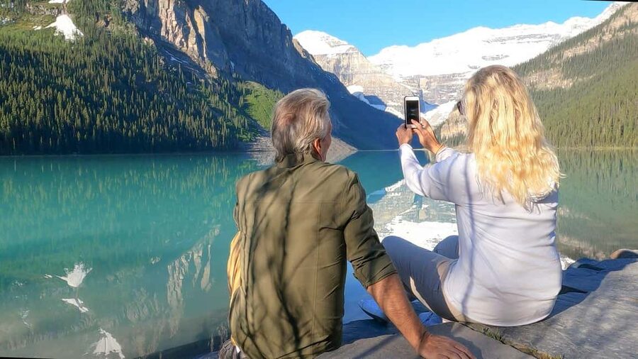 From Banff: Moraine Lake & Lake Louise Tour - Leaving Banff or Canmore in a small van
