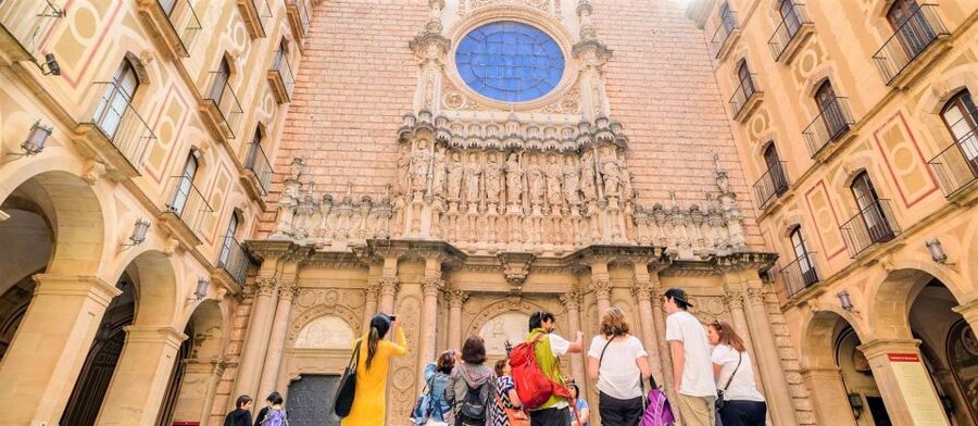 From Barcelona: Horseback Tour in Montserrat National Park - The transfer to the ranch