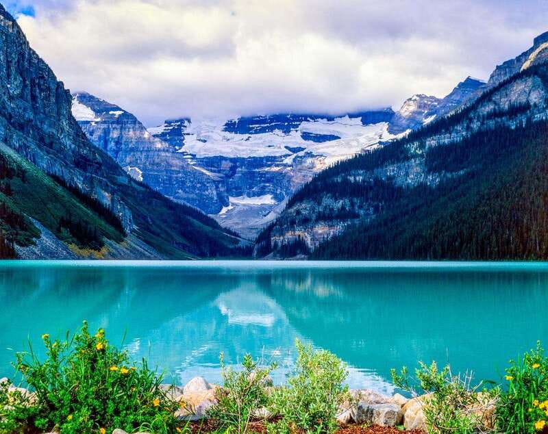 From Canmore/Banff: Moraine Lake Sunrise & Lake Louise Tour - Why the 3 or 4 a.m. start can be worth it