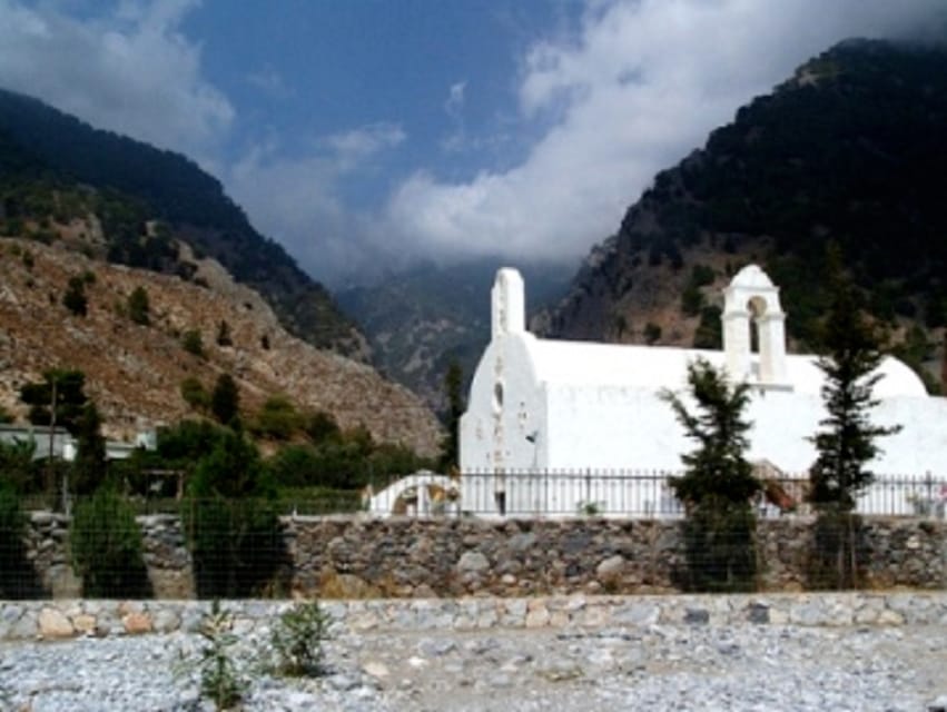 From Chania/Rethymno: Samaria Gorge Easy Way - What to bring for a smoother day