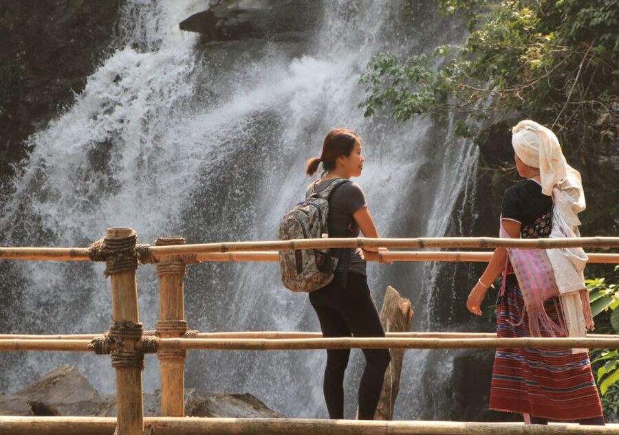 From Chiang Mai: Doi Inthanon National Park Hiking Tour - Guides, transport, and the personal touch